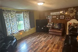 9581 Colton Rd, Windham, OH 44288 - Photo 7