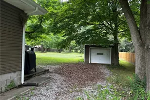 9581 Colton Rd, Windham, OH 44288 - Photo 5