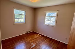 1630 Eastwood Ave, Akron, OH 44305 - Photo 9