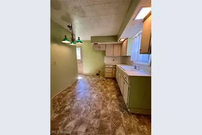 1630 Eastwood Avenue, Akron, OH 44305 - Photo 7