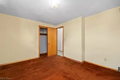 2824 Oberlin Avenue, Lorain, OH 44052 - Photo 19