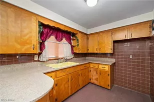 2824 Oberlin Ave, Lorain, OH 44052 - Photo 13