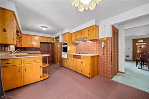 2824 Oberlin Ave, Lorain, OH 44052 - Photo 11
