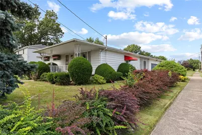 2824 Oberlin Avenue, Lorain, OH 44052 - Photo 1