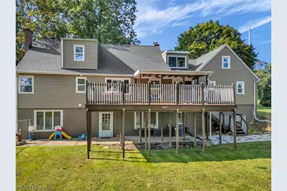 1159 E Robinson Avenue, Barberton, OH 44203 - Photo 41
