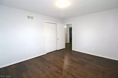 2306 Alexander Manor W, Steubenville, OH 43952 - Photo 33
