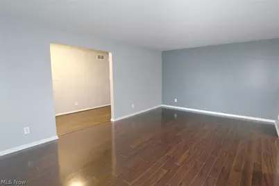 2306 Alexander Manor W, Steubenville, OH 43952 - Photo 11