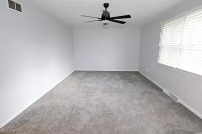 2306 Alexander Manor W, Steubenville, OH 43952 - Photo 29
