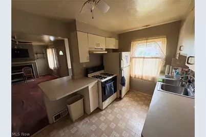 14448 Cleminshaw Road, Loveland, OH 44135 - Photo 7
