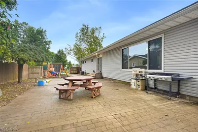 270 Magua Drive, Akron, OH 44319 - Photo 7