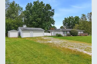 270 Magua Drive, Akron, OH 44319 - Photo 3