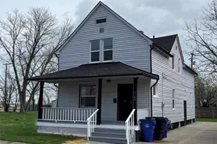 3143 W 104th St, Loveland, OH 44111 - Photo 1