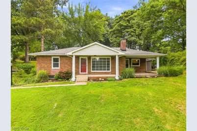 543 Winesap Avenue SW, North Canton, OH 44709 - Photo 1