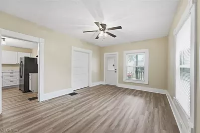 1405 Wabash Court NE, Canton, OH 44705 - Photo 9