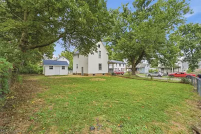 1405 Wabash Court NE, Canton, OH 44705 - Photo 7