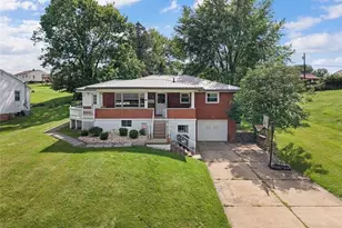 706 Overlook Dr, Wintersville, OH 43953 - Photo 3