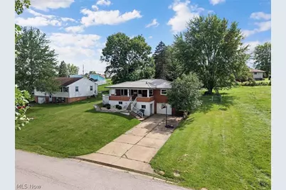 706 Overlook Drive, Wintersville, OH 43953 - Photo 5