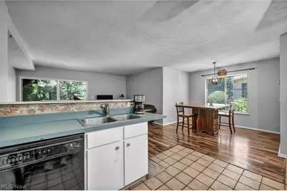 40 Landings Way, Avon Lake, OH 44012 - Photo 9