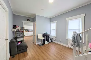 2217 W 104th St, Loveland, OH 44102 - Photo 9