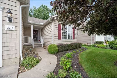 3712 Heron Drive, Lorain, OH 44053 - Photo 3