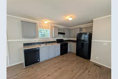 215 Cedar Brook Drive, Elyria, OH 44035 - Photo 5