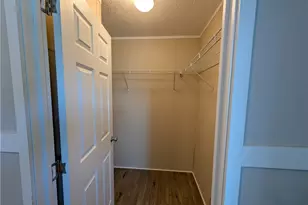 215 Cedar Brook Dr, Elyria, OH 44035 - Photo 9