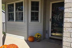 4007 Falconswalk Ct, Stow, OH 44224 - Photo 3