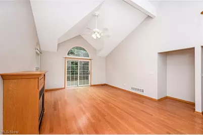 4007 Falconswalk Court, Stow, OH 44224 - Photo 3