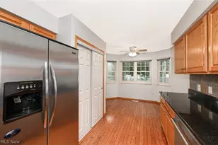 4007 Falconswalk Ct, Stow, OH 44224 - Photo 7