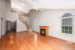 4007 Falconswalk Ct, Stow, OH 44224 - Photo 5