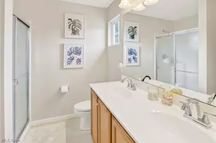 1910 Northgate Cir, Akron, OH 44320 - Photo 21