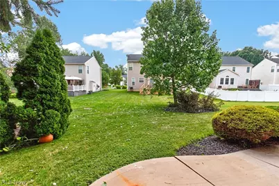 1910 Northgate Circle, Akron, OH 44320 - Photo 39
