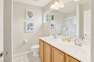 1910 Northgate Circle, Akron, OH 44320 - Photo 21