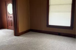 39 School St, Hubbard, OH 44425 - Photo 11