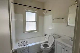 3729 Chelton Rd, Huber Heights, OH 44120 - Photo 3