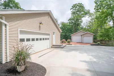 7785 Salem Drive, Hudson, OH 44236 - Photo 3