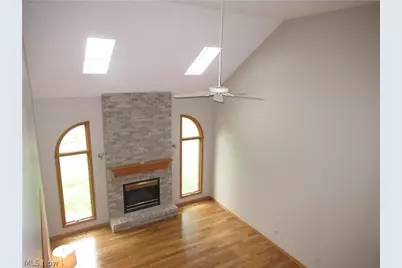 8553 Indian Creek Drive, Poland, OH 44514 - Photo 9