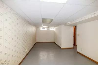 424 E 326th Street, Willowick, OH 44095 - Photo 23