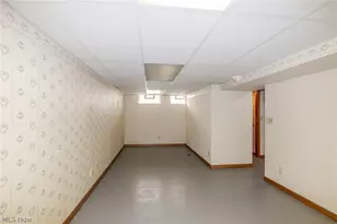 424 E 326th St, Willowick, OH 44095 - Photo 23