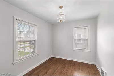 424 E 326th Street, Willowick, OH 44095 - Photo 13