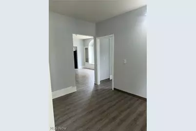 11721 Hamlen Avenue #DN, Loveland, OH 44120 - Photo 5