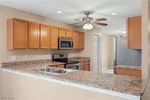 37470 Tail Feather Dr, North Ridgeville, OH 44039 - Photo 11