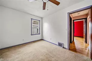 229 E 326th St, Willowick, OH 44095 - Photo 9