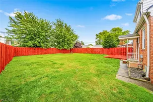 229 E 326th St, Willowick, OH 44095 - Photo 29