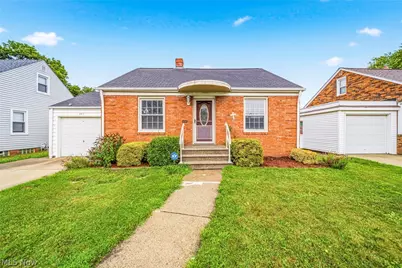 229 E 326th Street, Willowick, OH 44095 - Photo 1