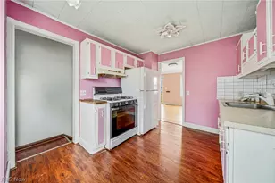 229 E 326th St, Willowick, OH 44095 - Photo 19