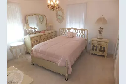 6905 Plainfield Avenue, Loveland, OH 44144 - Photo 9