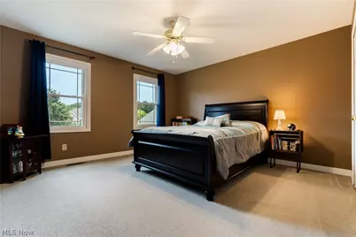 6633 Olde Stone Circle NE, Canton, OH 44721 - Photo 33