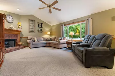 6633 Olde Stone Circle NE, Canton, OH 44721 - Photo 13