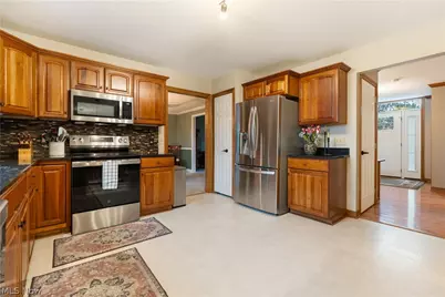 6633 Olde Stone Circle NE, Canton, OH 44721 - Photo 27